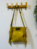 BOLSO PIEL CON FLECOS